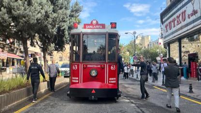 Şanlıurfa'da nostaljik tramvaylar törenle hizmete girdi