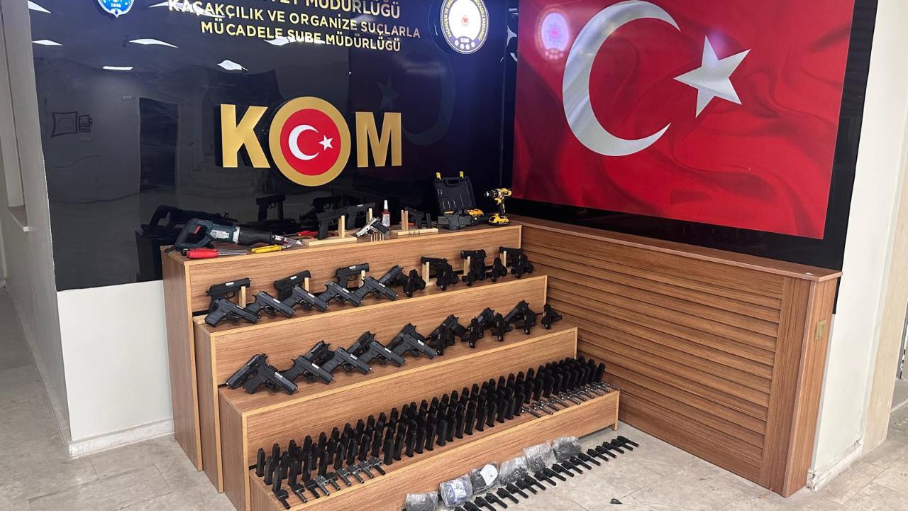 Şanlıurfa&#039;da silah kaçakçılığı operasyonu: 3 gözlatı