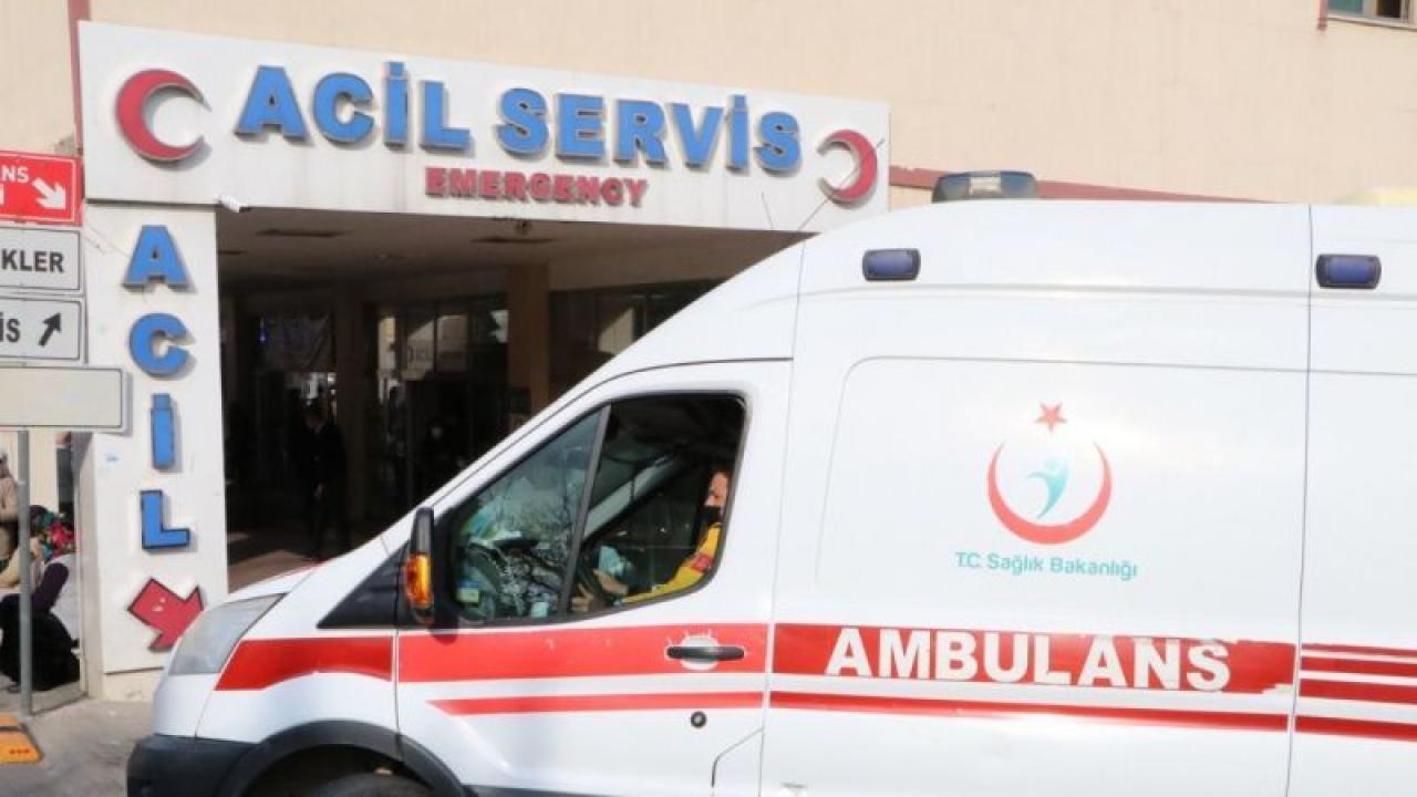 Şanlıurfa&#039;da tankerin çarptığı otomobildeki 5 kişi yaralandı