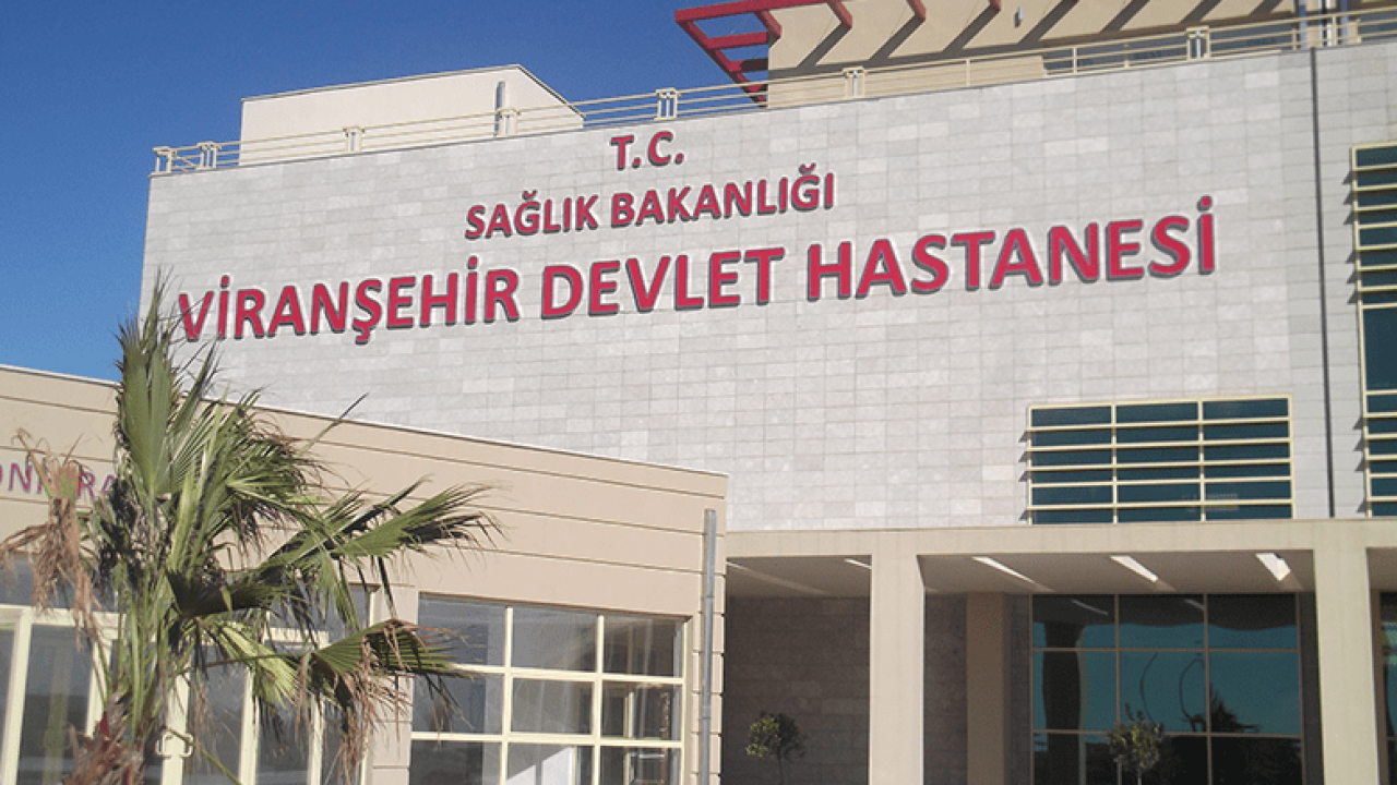 Şanlıurfa&#039;da traktör ile otomobil çarpıştı: 2 yaralı