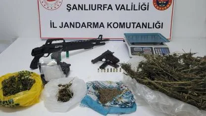 Şanlıurfa’da  uyuşturucu madde ve silah ele geçirdi