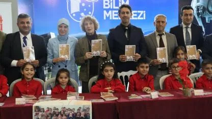 20 Düş Yolculuğu Kitabı 8. Şanlıurfa Kitap Fuarı’nda okuyucuyla buluştu