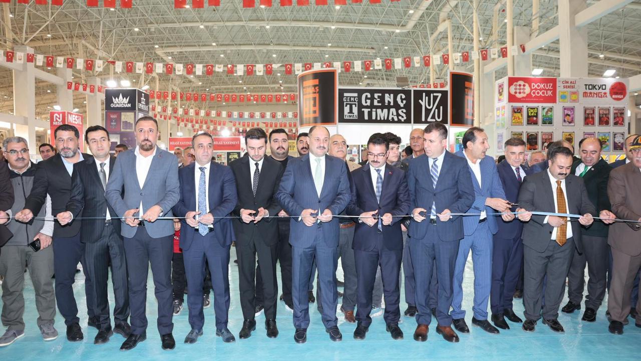 8. Şanlıurfa kitap fuarı kapılarını açtı
