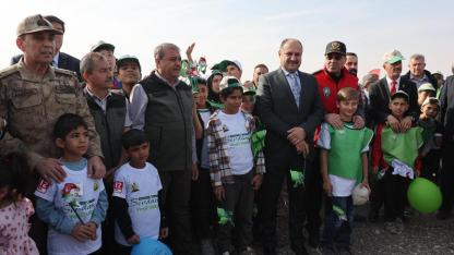 Başkan Gülpınar, Milli Ağaçlandırma Günü’nde fidan dikti