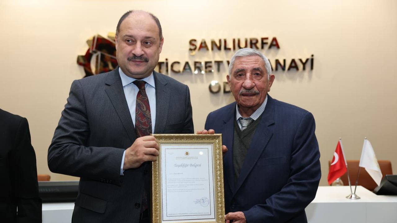 Başkan Gülpınar’a öğretmenler günü sürprizi