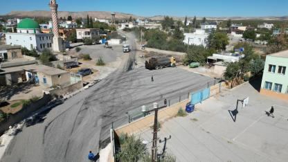 Büyükşehir, Birecik’te kırsal yol çalışmalarını sürdürüyor