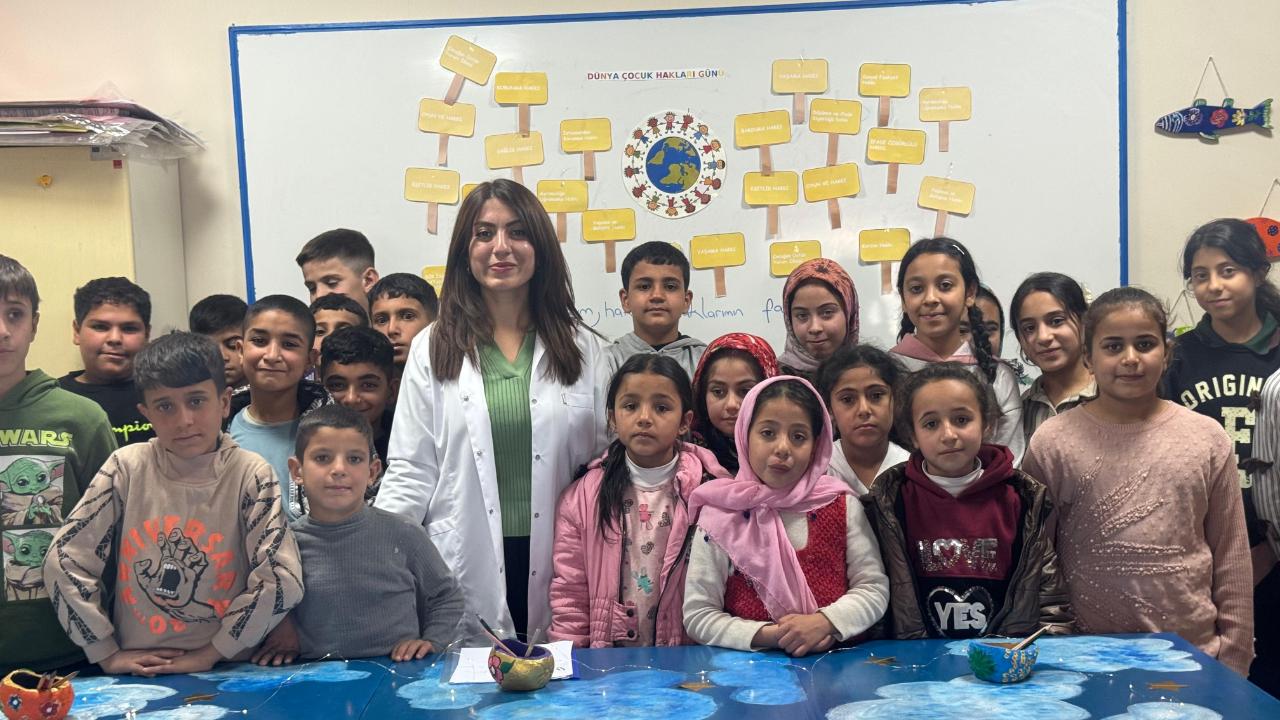 Büyükşehir, miniklere haklarını anlattı