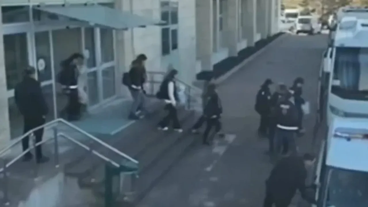 Şanlıurfa dahil 35 ilde siber suç operasyonu: 429 kişi yakalandı