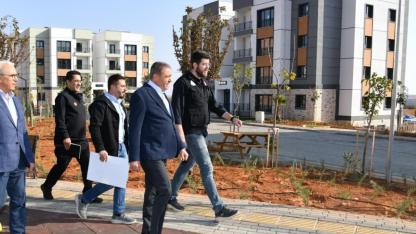 Şanlıurfa Valisi Hasan Şıldak, deprem konutlarını inceledi