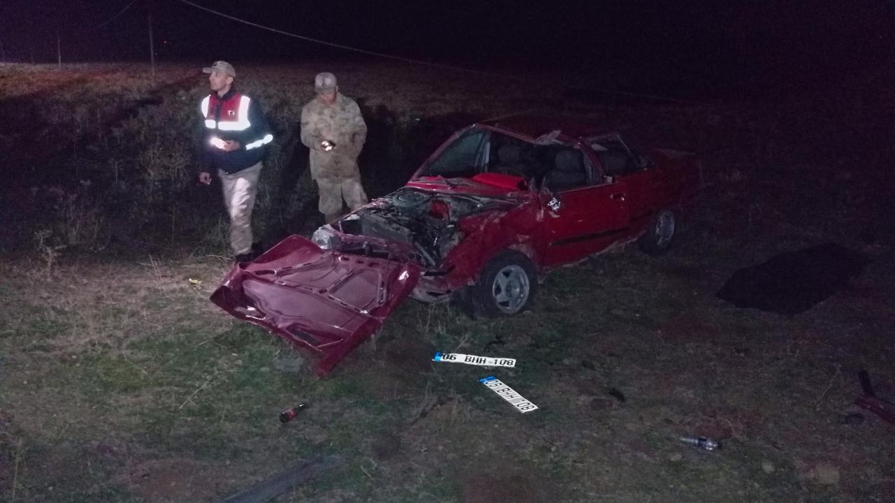 Şanlıurfa&#039;da otomobil şarampole devrildi: 1 ölü