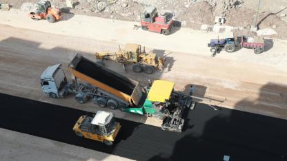 Siverek çevre yolunda asfaltlama çalışmaları sürüyor