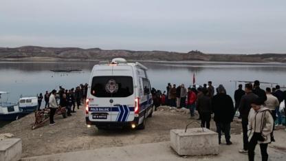 Atatürk Baraj Gölü’nde kaybolan kişinin cansız bedenine ulaşıldı