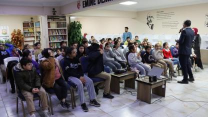 Büyükşehirden ‘’dijital dünyada denge’’ semineri