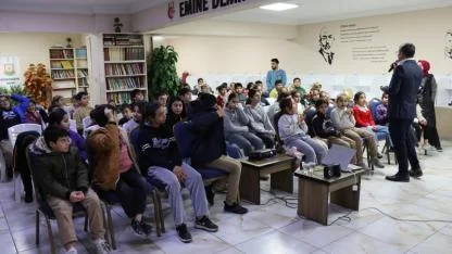 Büyükşehirden ‘’dijital dünyada denge’’ semineri