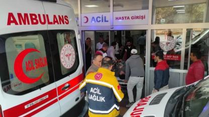 Şanlıurfa’da iki otomobil çarpıştı: Yaralılar var