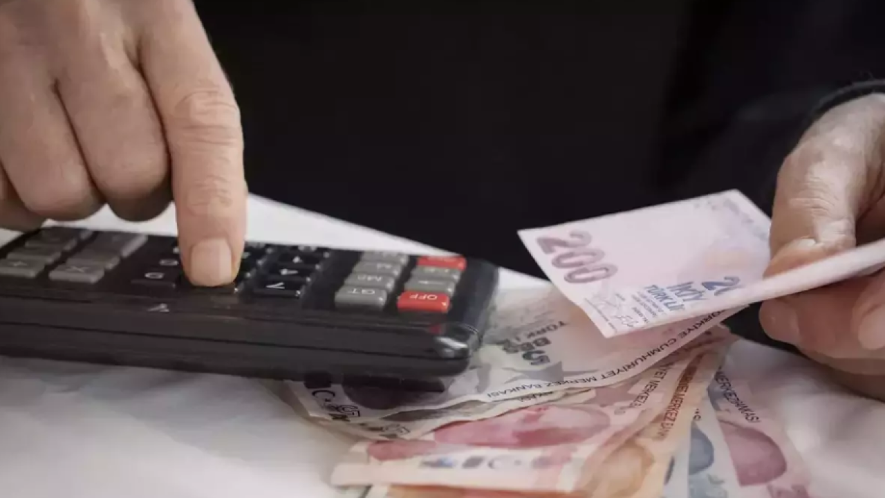 Emeklinin maaşından kesinti yapılacak