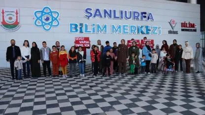 Engelli bireyler bilim merkezinde buluştu