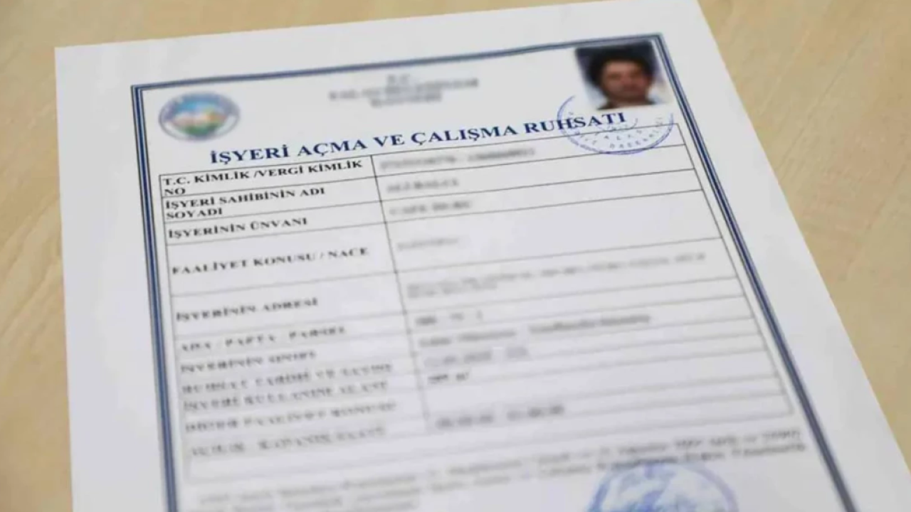 İş yerlerine çalışma ruhsatı sürprizi! Yönetmelik baştan sona değişti