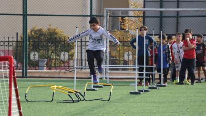 Karaköprü'de gençler sporla büyüyor