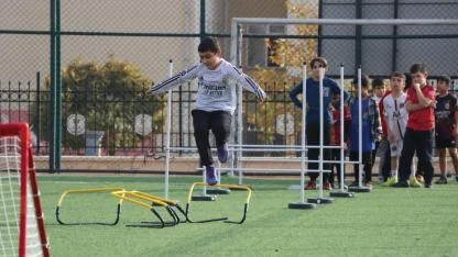 Karaköprü'de gençler sporla büyüyor