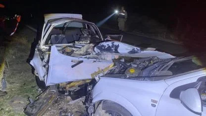 Şanlıurfa'da iki otomobil çarpıştı: Çok sayıda yaralı var