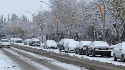 Şanlıurfa'da kar lastiği olmayan araçların trafiğe çıkması yasaklandı