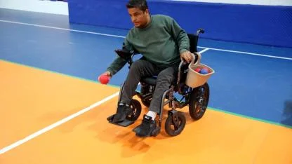 Şanlıurfalı kas erimesi hastası, boccia sayesinde hayata tutundu
