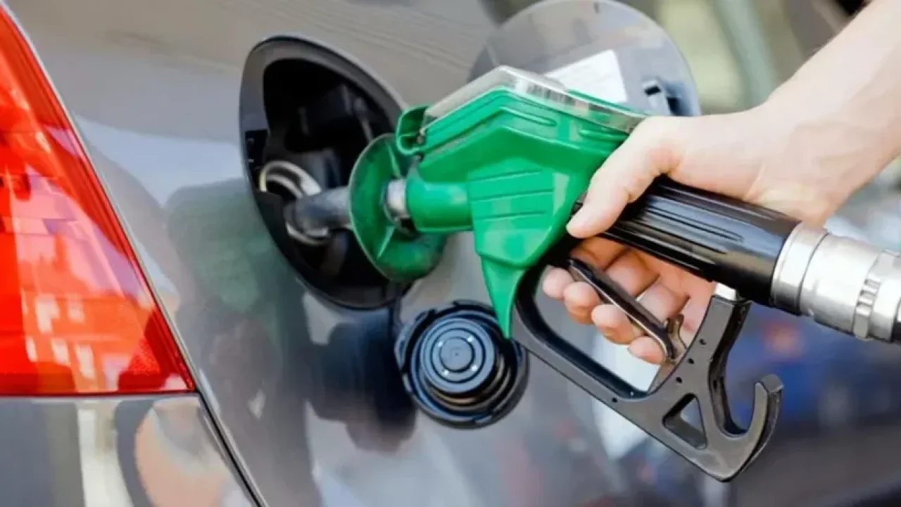 Akaryakıta bir haftada 2. zam