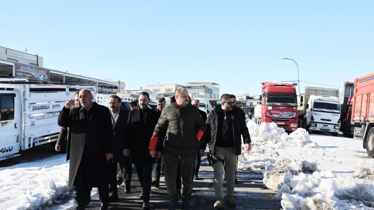 Başkan Gülpınar, hasar gören işyerlerini yerinde inceledi