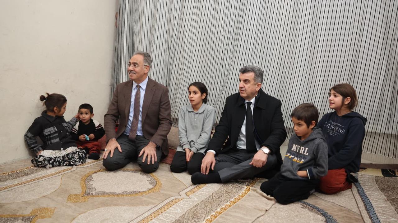 Başkan Kuş ve Günbeği yetim ailelerini ziyaret etti