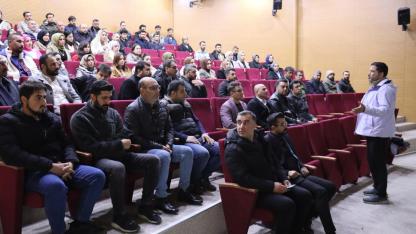 Bilim Ve Gençlik Merkezi Eğitmenlerine Teknofest semineri