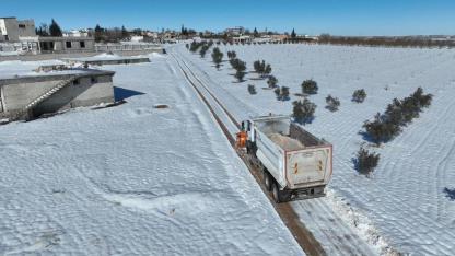 Büyükşehir Belediyesi, kırsal yolları açıyor