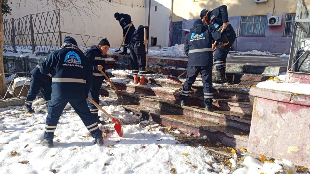 Eyyübiye’de okullar ve sokaklar eğitime hazır