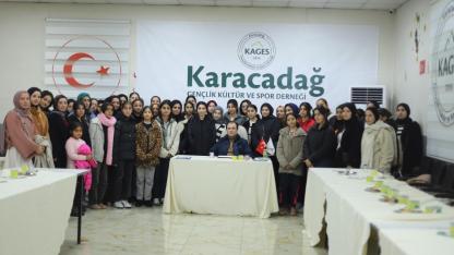 Gülpınar, öğrencilerle buluştu