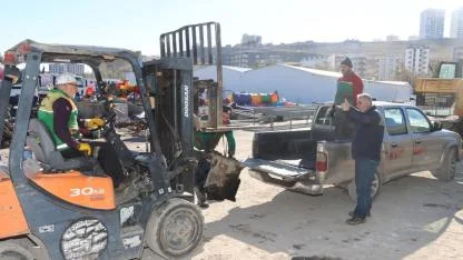 Karaköprü’de araç bakımları belediyenin kendi imkânlarıyla yapılıyor