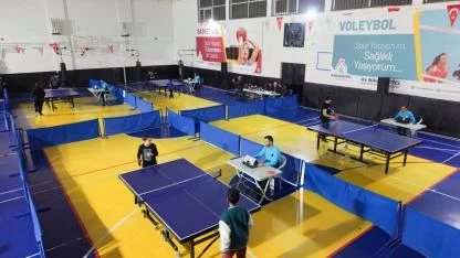 Karaköprü'de masa tenisi turnuvası başladı