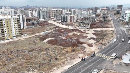 Karaköprü’ye yeşil alan içinde bir spor tesisi yapılıyor