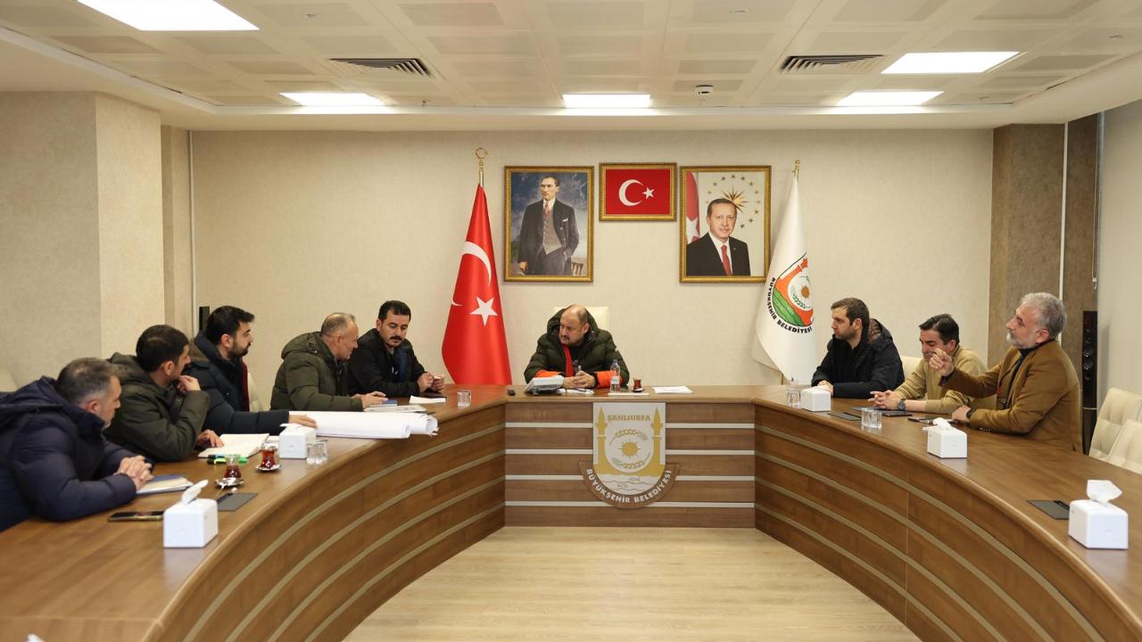 Kardan kapalı bulunan 940 kilometrelik yol ulaşıma açıldı