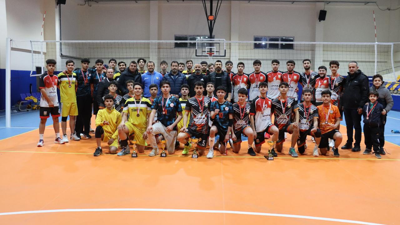 Şanlıurfa Büyükşehir Belediyesi voleybolda il şampiyonu