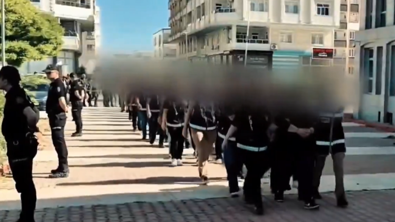 Şanlıurfa Emniyeti 2025 asayiş bilançosunu açıkladı: 3 bin 409 şüpheli tutuklandı