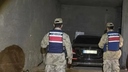 Şanlıurfa’da çalıntı araç ahırdan çıktı