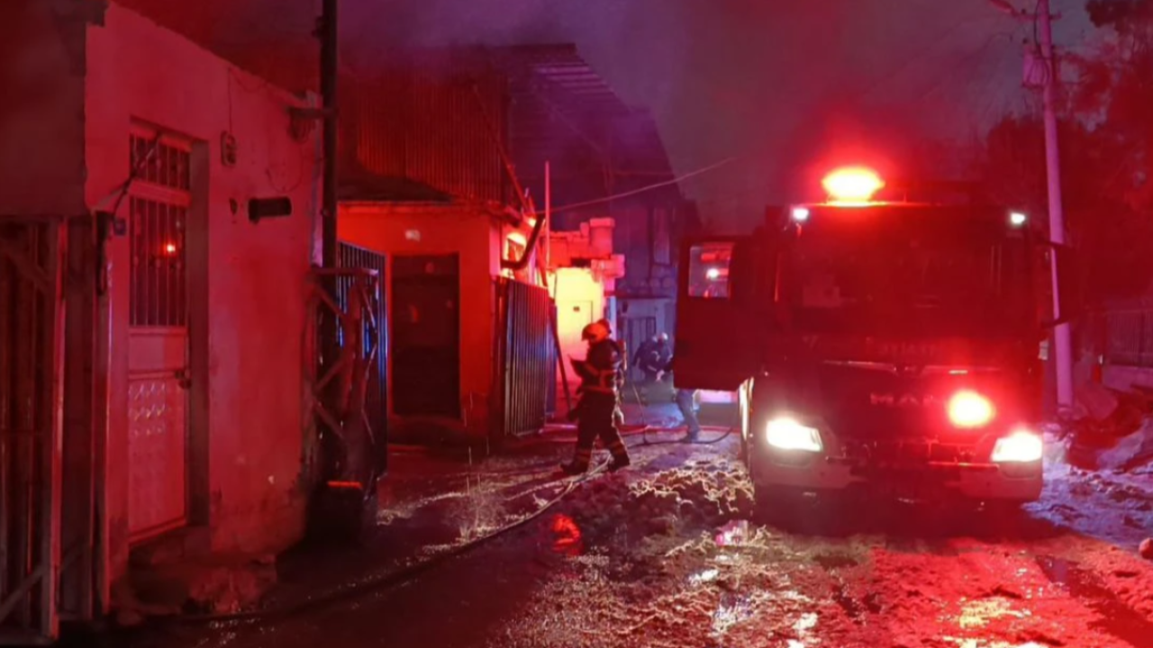 Şanlıurfa’da oduncu pazarında yangın