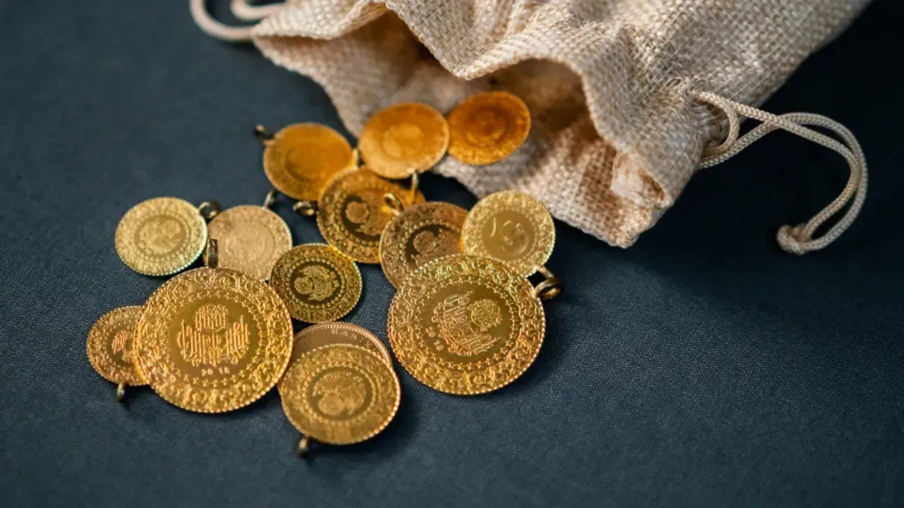 Altın yeni haftaya yükselişle başladı