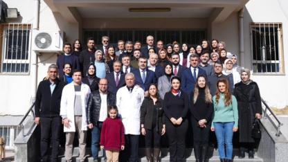 Bakan Tekin, Şanlıurfa’da öğrencilerle bir araya geldi