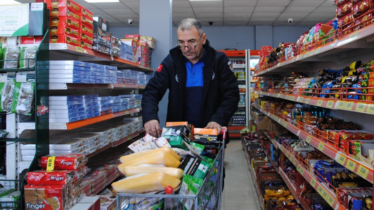 Büyükşehir, 4 milyon TL’lik tarihi geçmiş gıdayı toplattı