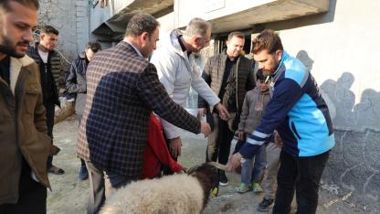Eyyübiye Belediyesi'nden yüzlerce aileye destek