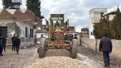 Eyyübiye kırsal mahalle yollarında yapım devam ediyor