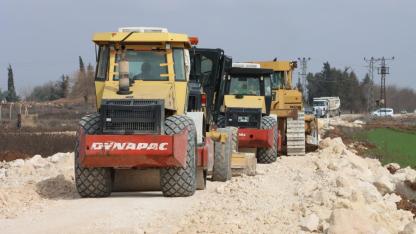 Harran–Akçakale grup yolunda çalışma sürüyor