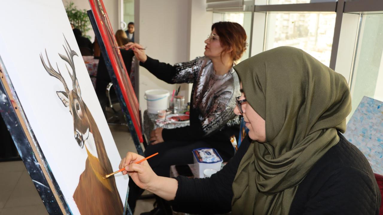 KARAMEK resim kursuyla yetenekler keşfediliyor