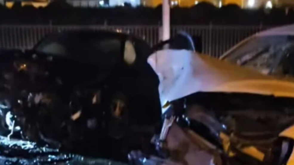 Şanlıurfa’da iki otomobil çarpıştı: 3 yaralı